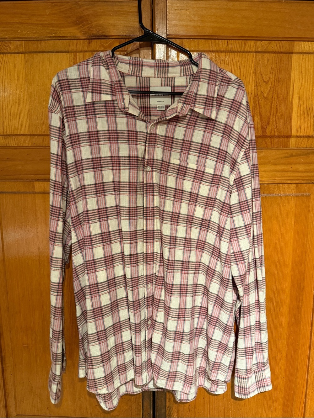 American Eagle Outfitters Men's Plaid Button-Up Shirt - White & Pink